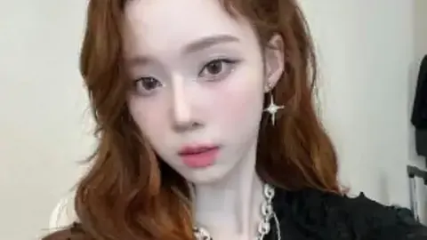 恩瓦内里双足绝技卓越，麦卡蒂赞其世界级球技